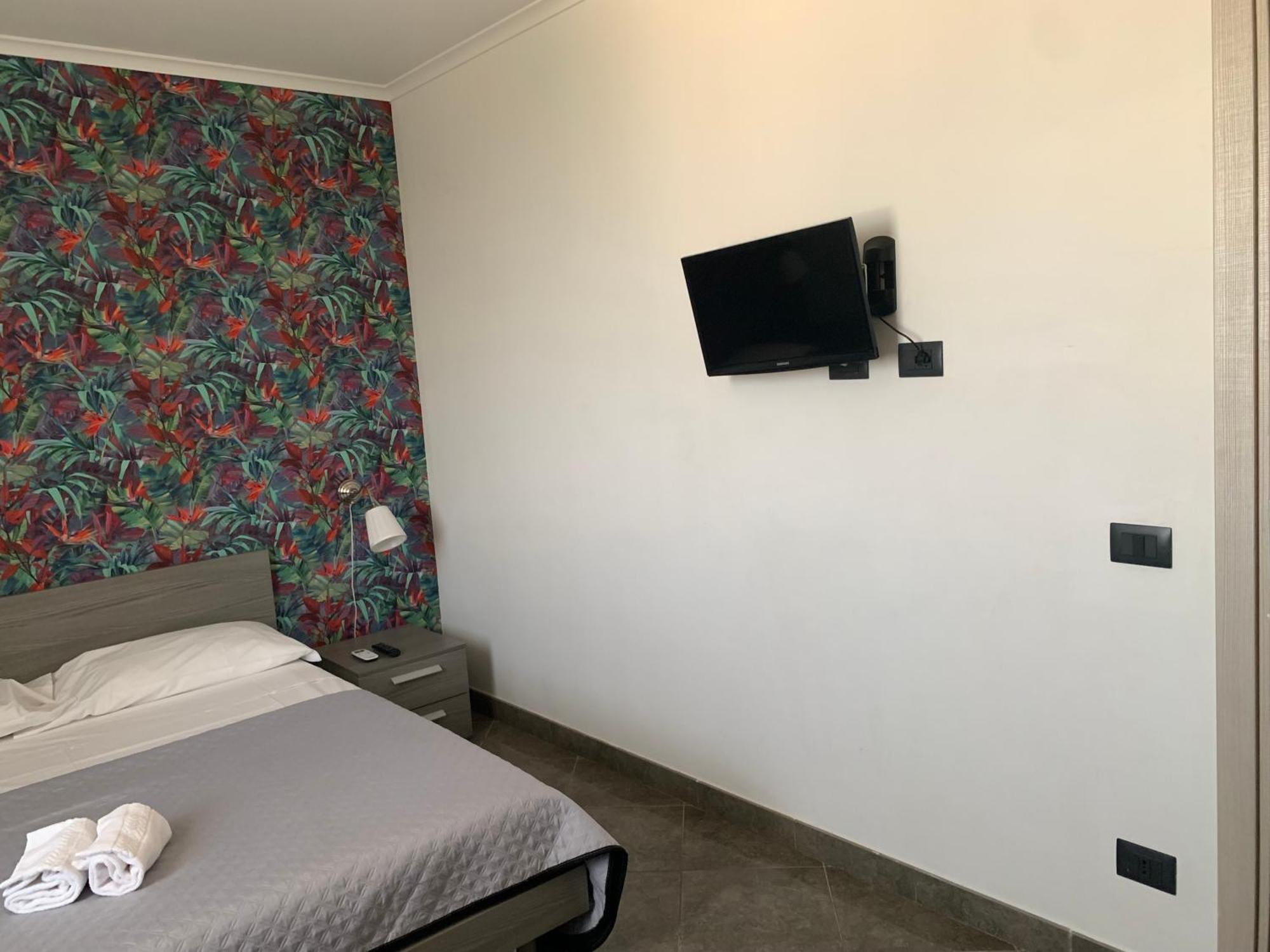 Raggio Di Sole Aparthotel San Cesareo Eksteriør bilde
